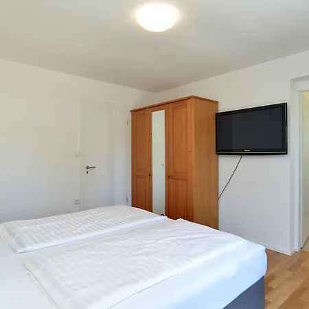 Ivana 2168